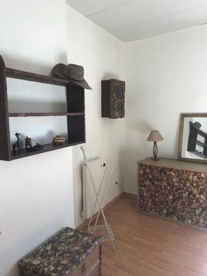Agreable Maison De Village Provencal Volx Екстериор снимка